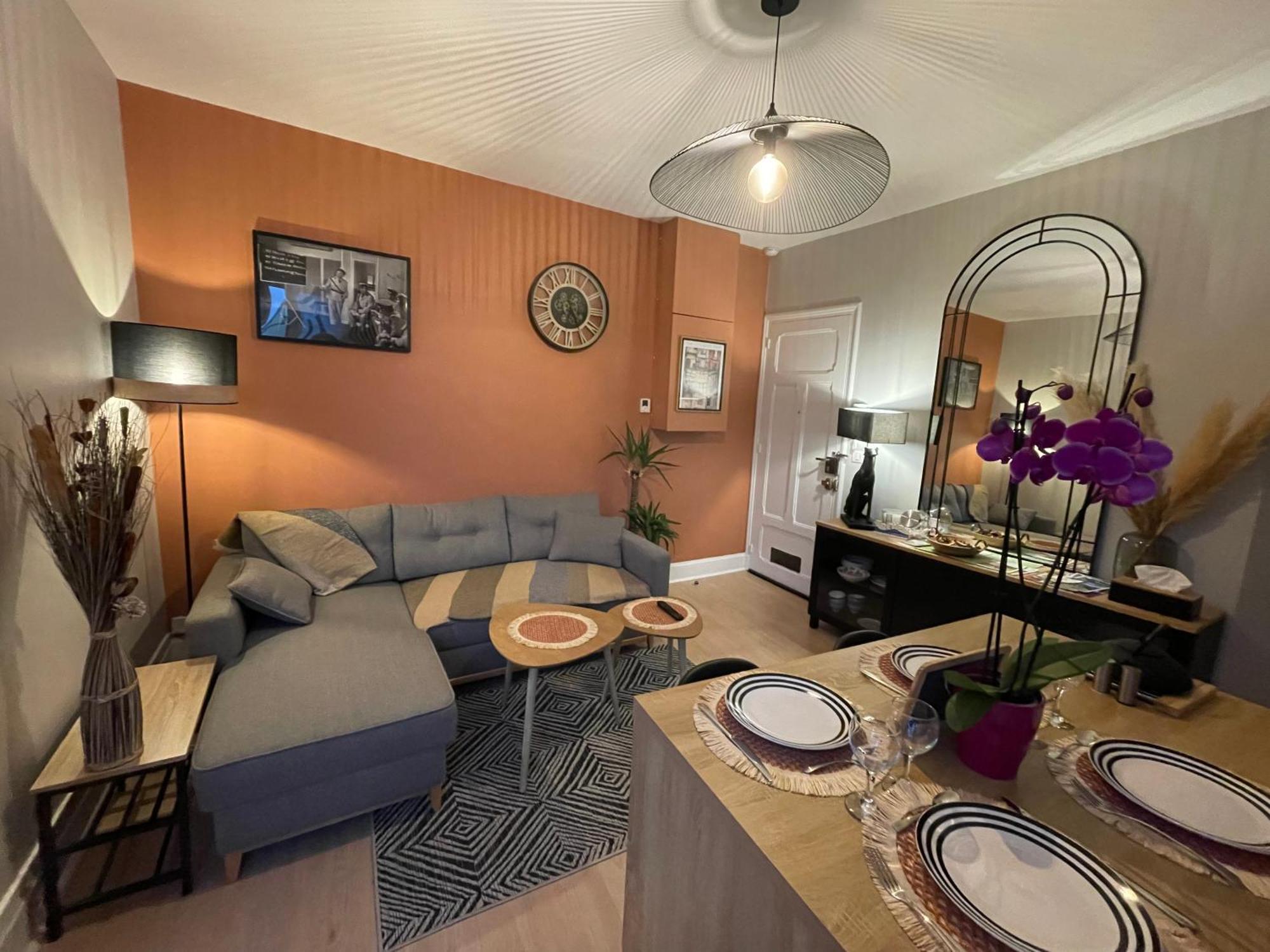 Le Treize Au Coeur Du Bouchon Daire Troyes Dış mekan fotoğraf